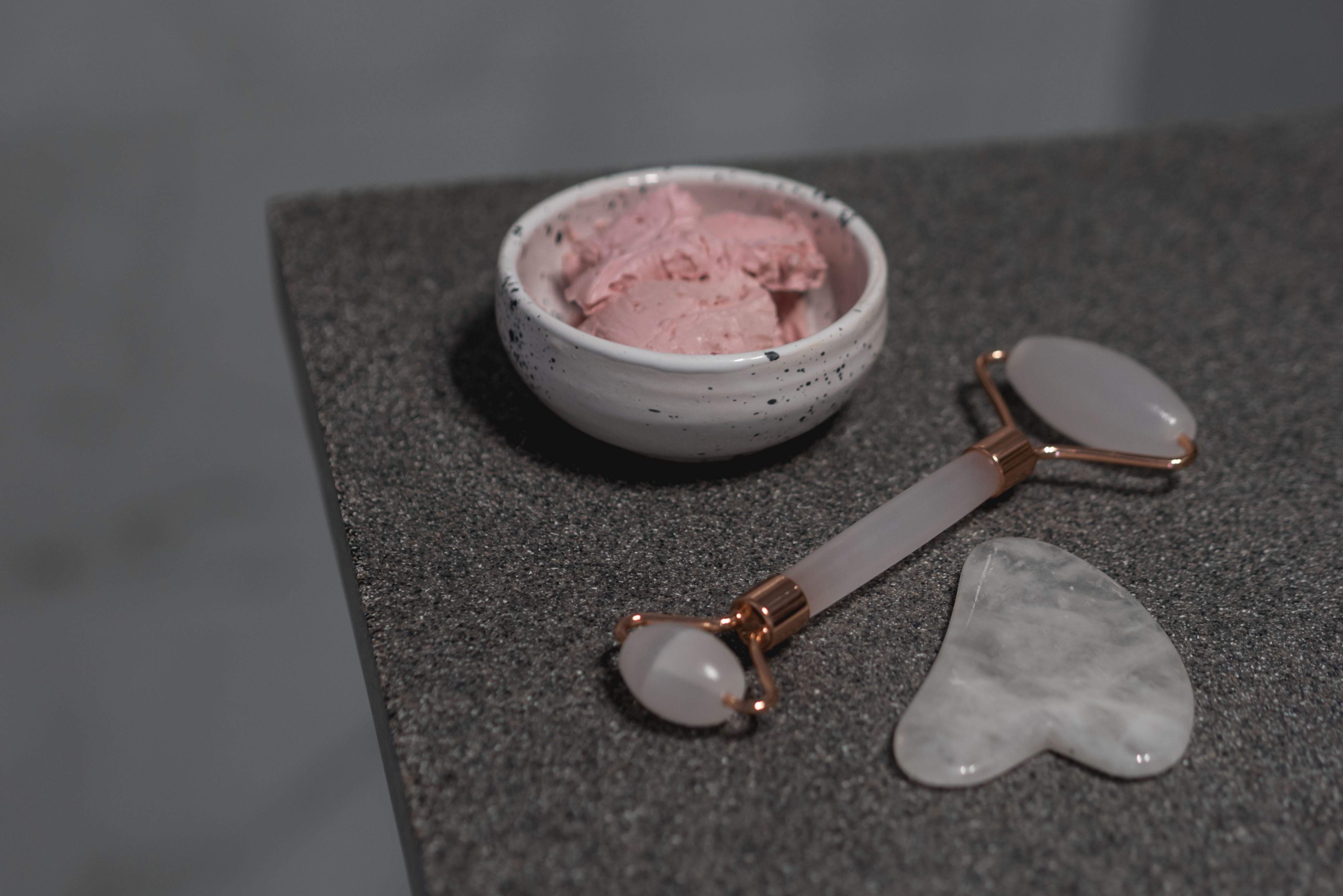 The Benefits of Facial Massage: Techniques and Tools for Glowing Skin