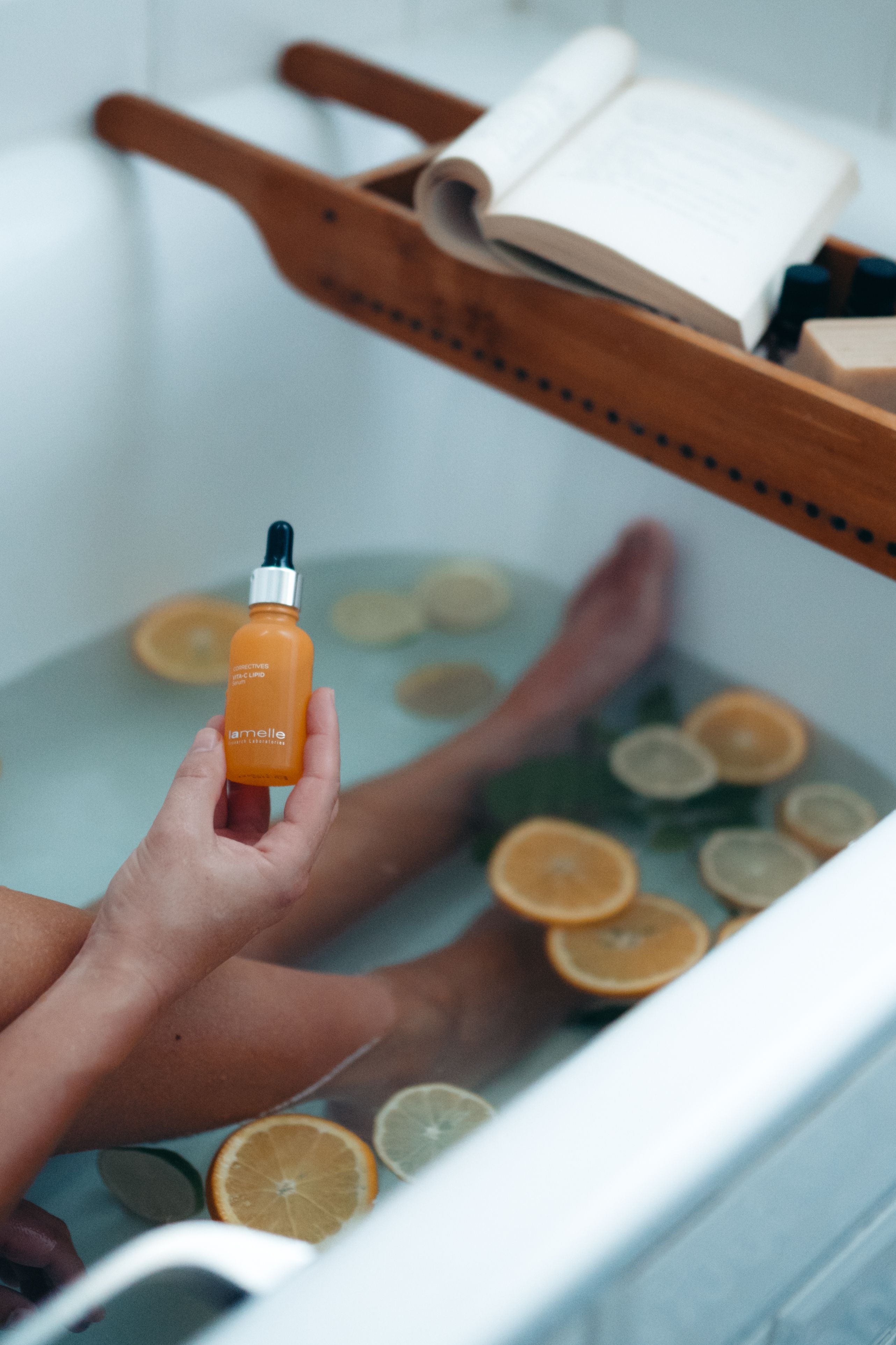 The Benefits of Vitamin C in Skincare and How to Use It