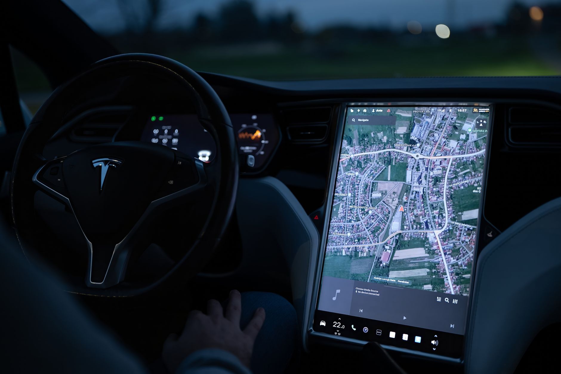 Top 10 Electric Cars to Watch Out for in 2024: Features, Price, and Performance Comparison