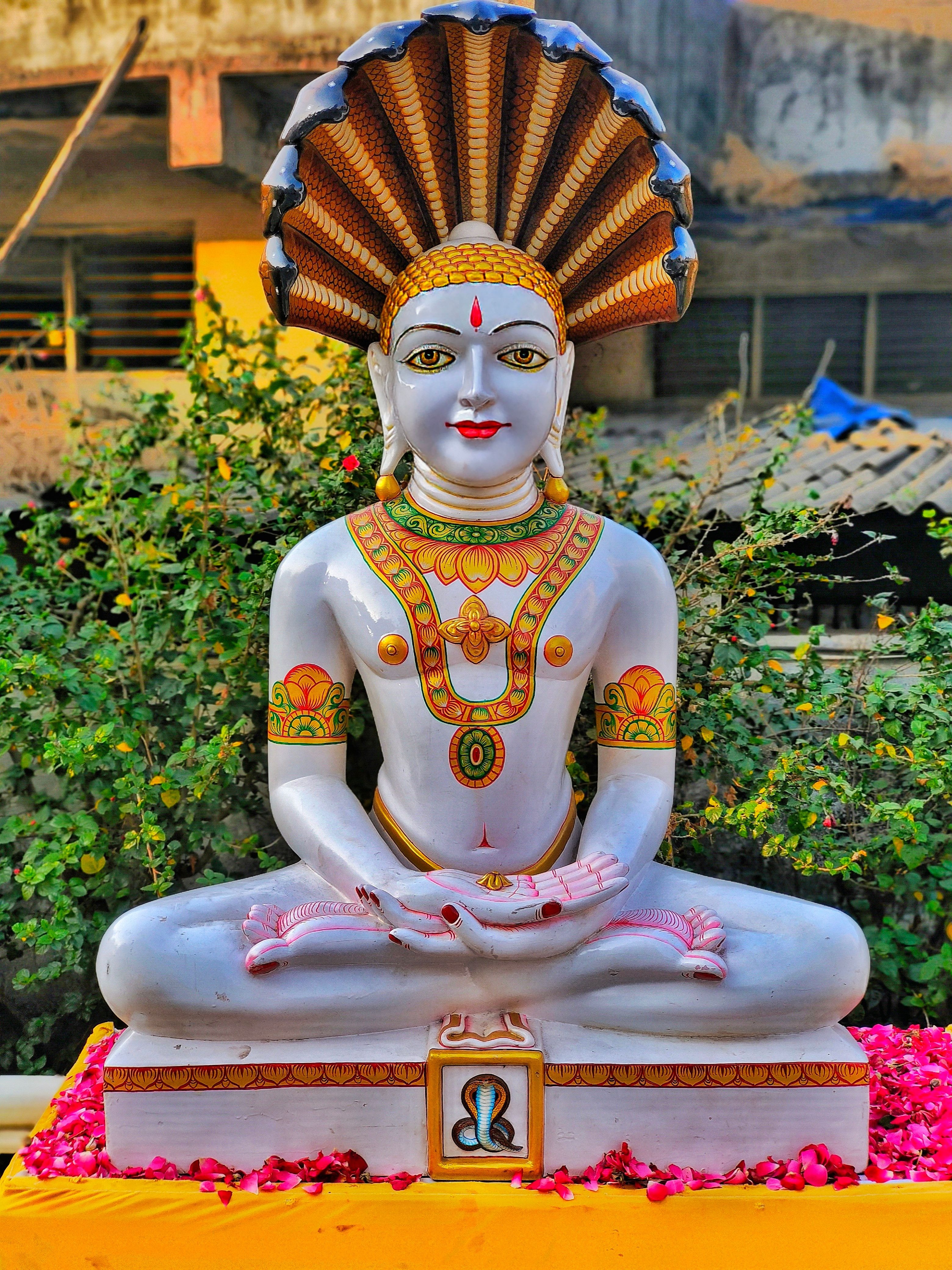Mahavir Jayanti: Celebrating the Life and Teachings of Lord Mahavir