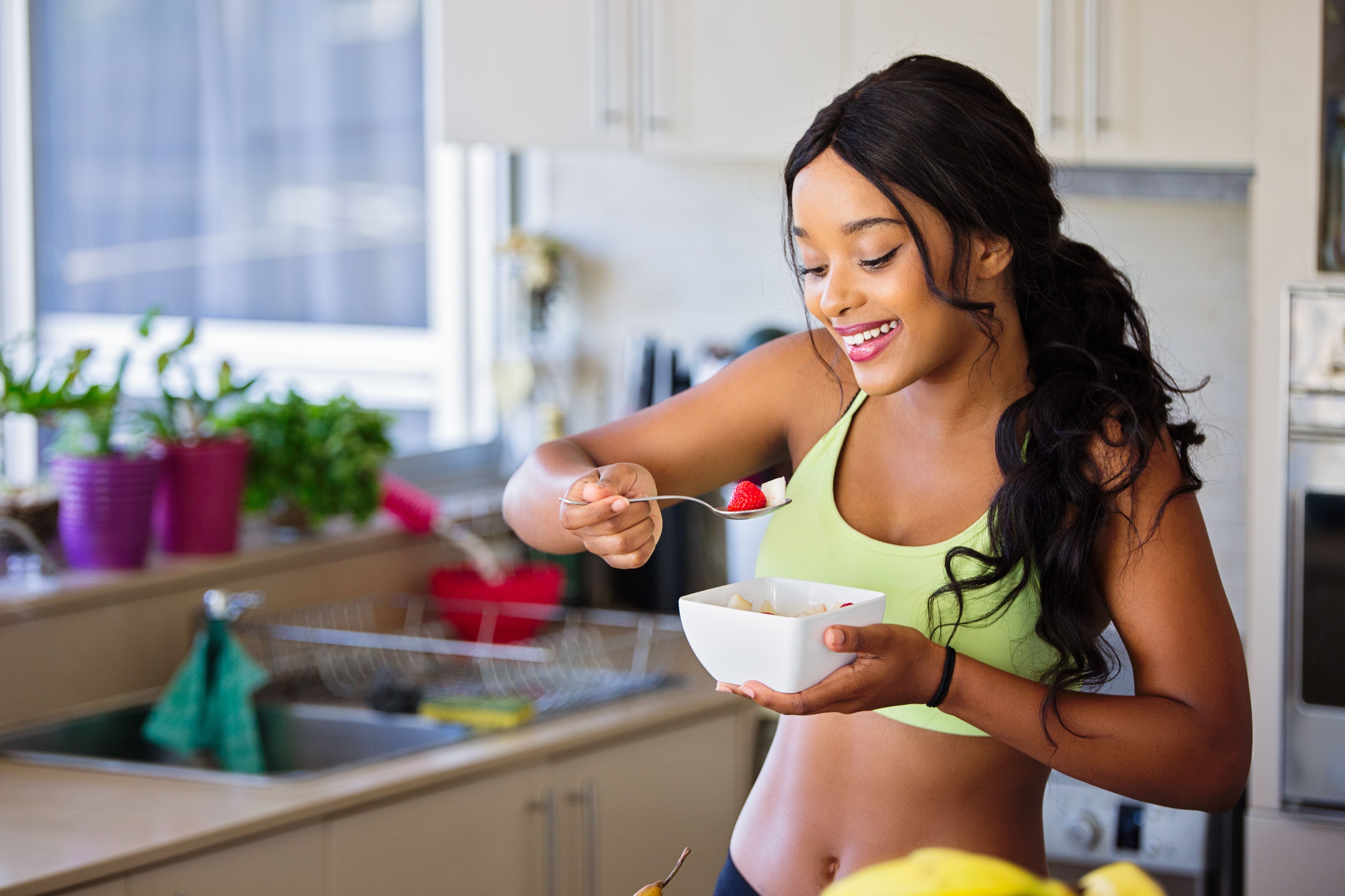 The Power of Mindful Eating: How Conscious Consumption Can Support Your Weight Loss Journey