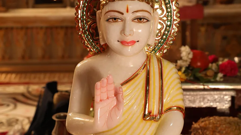The Life and Teachings of Mahavira: A Journey Through Jainism