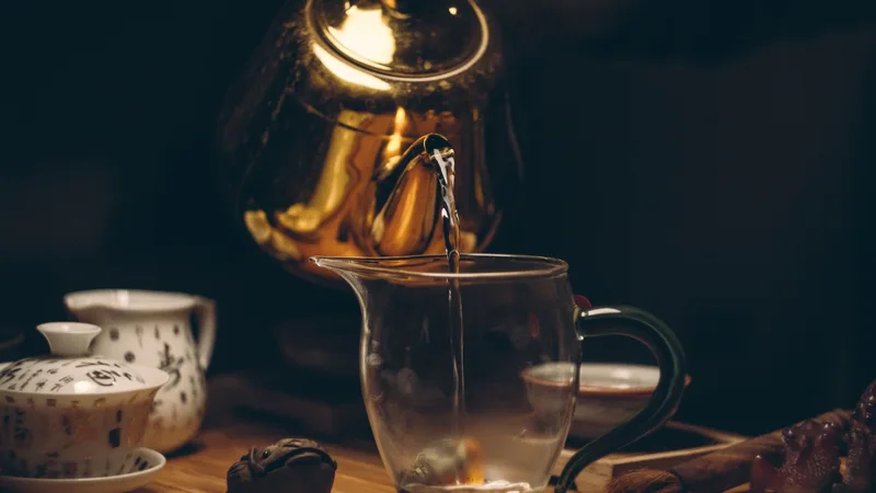 The Remarkable Benefits of Drinking Warm Water in the Morning