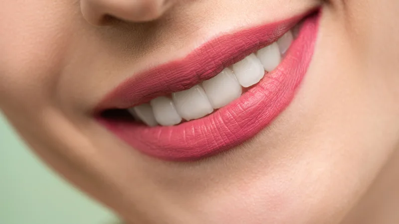 Smile Brighter: Effective Home Remedies to Whiten Teeth Naturally