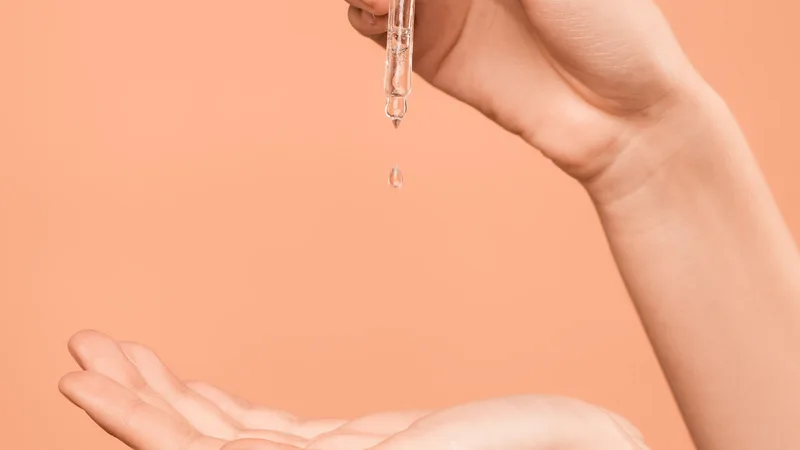 Nutritional Replacement of Retinol Serum: A Holistic Approach to Skincare