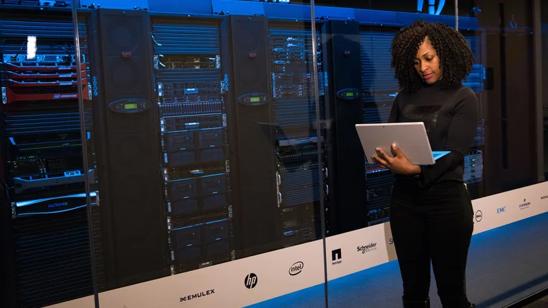 How to Become a Data Scientist: A Complete Guide