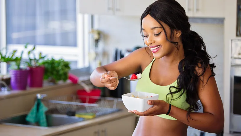 The Power of Mindful Eating: How Conscious Consumption Can Support Your Weight Loss Journey