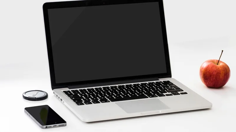Navigate the Tech Maze: How to Choose the Right Laptop for Your Needs