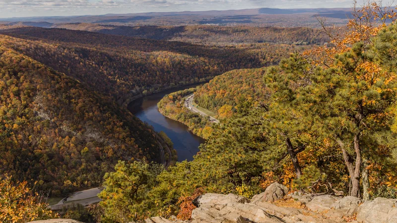 The Historic Crossing of the Delaware River: A Journey Through Time